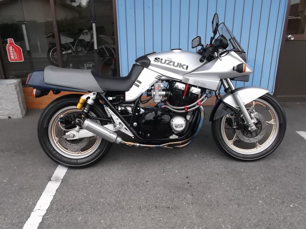 スズキ　1100刀　中古車！！